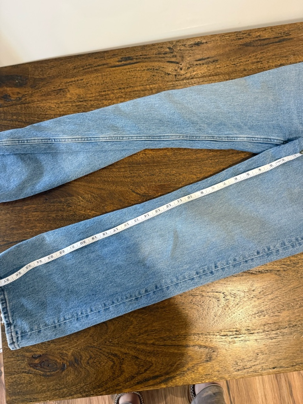 Abercrombie & Fitch High Rise 90s Relaxed Jean - Picture 6 of 8